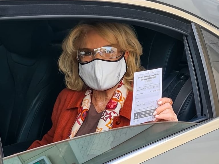 Mirtha Legrand se aplicó la primera dosis de la vacuna contra el coronavirus (Foto: Twitter)