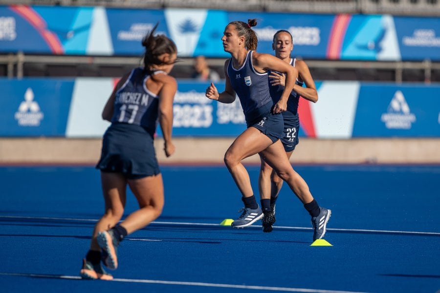 Las Leonas golearon en su debut panamericano (CAH)