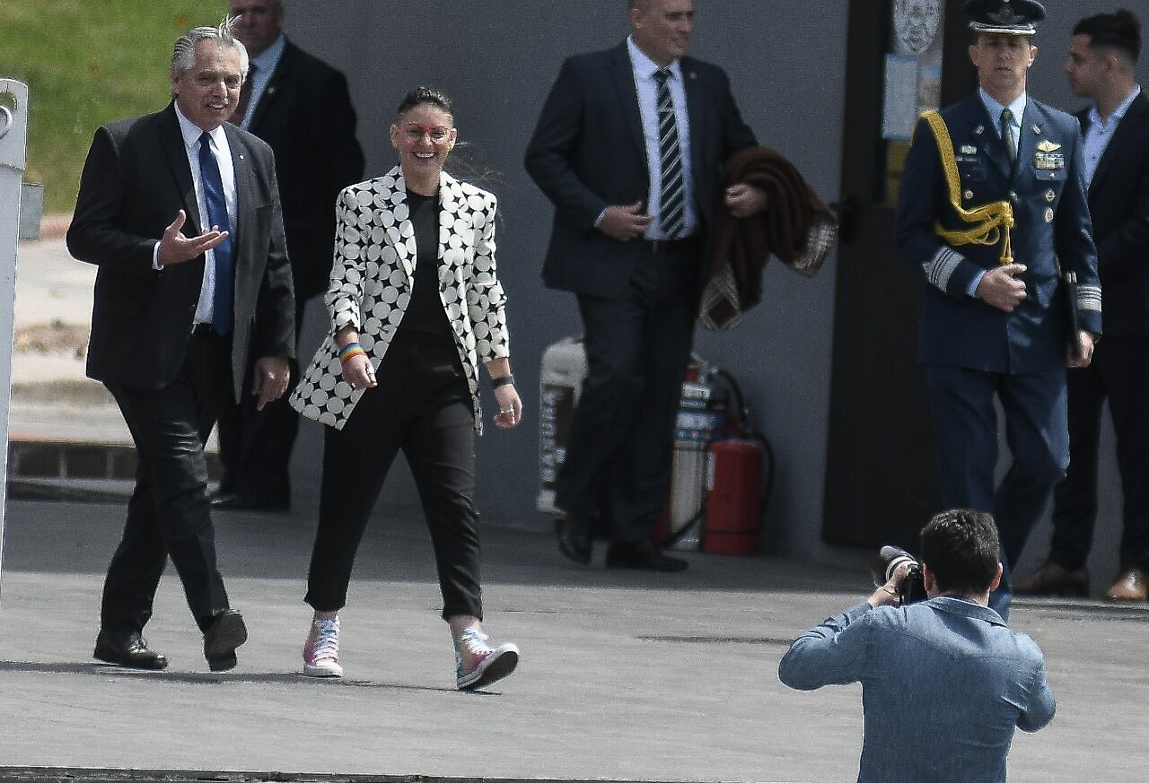 El Presidente le tomó juramento a sus nuevas ministras. Federico López Claro / Clarín