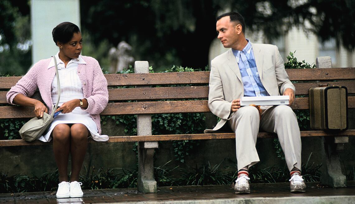 Rebecca Williams y Tom Hanks en una escena de la película Forrest Gump.