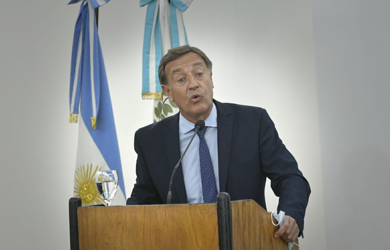 El gobernador Rodolfo Suárez presentó el para Inversión Productiva Municipal. Orlando Pelichotti / Los Andes