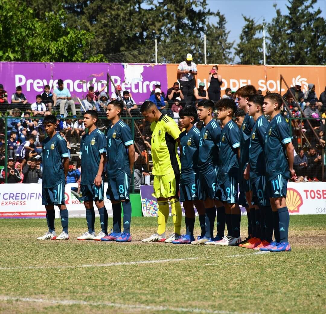 Matías Busto, la joya mendocina que ya debutó en la Sub 15 de Argentina: “Es el sueño de cualquiera”. Foto: Gentileza Jorge Busto.