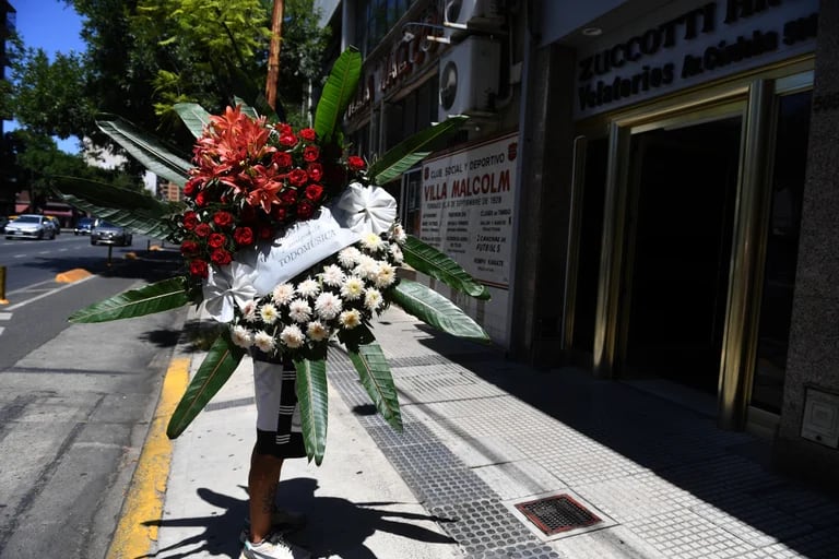 El doloroso último adiós a Martín Carrizo en su velorio