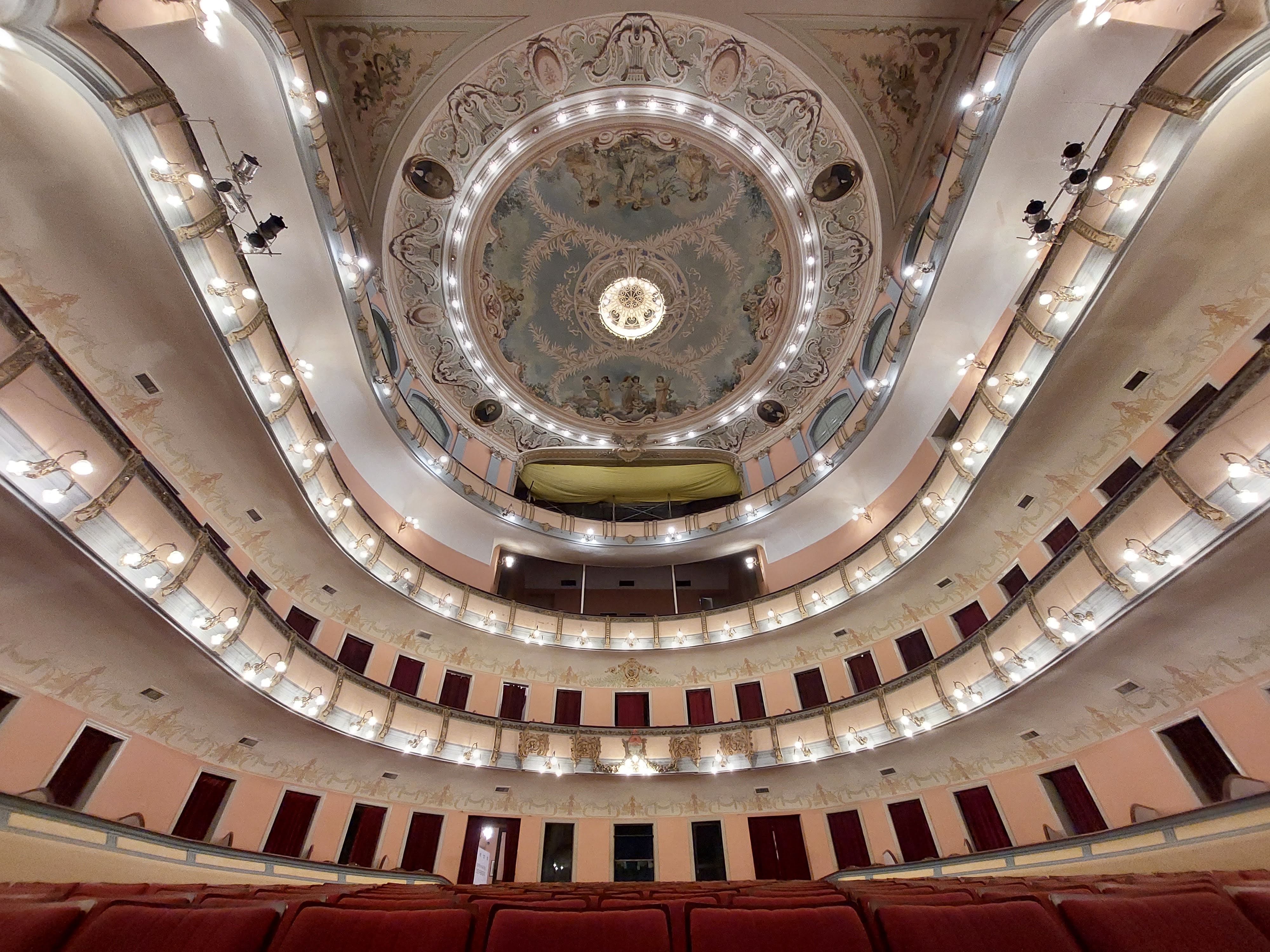 Teatro 3 de febrero, emblema de la ciudad entrerriana.