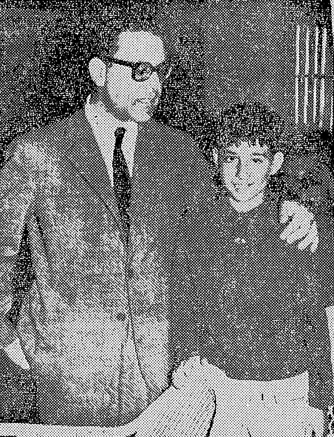 Pablito Calvo junto a Antonio Di Benedetto en San Sebastián.