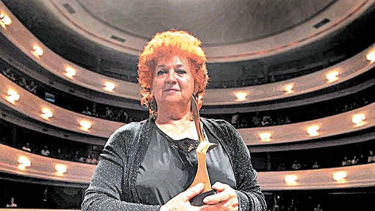 Fue una referente del teatro de trinchera, representando a toda una generación marcada por la dictadura y los movimientos socio-políticos.