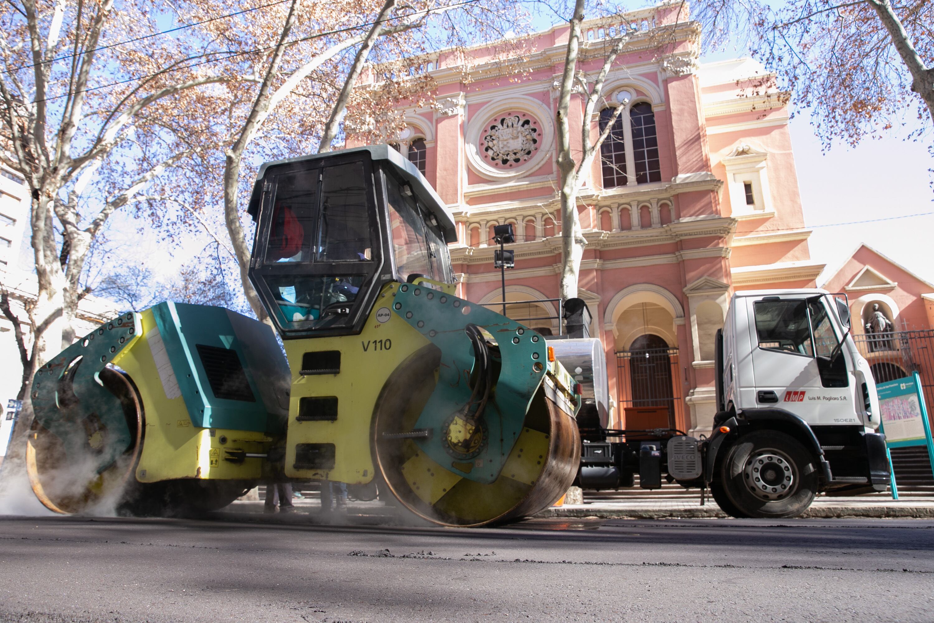 Obras: Asfaltado de calle España entre Las Heras y Necochea