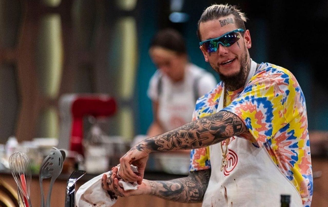 Alex Caniggia aseguró que continúa en Masterchef Celebrity. 