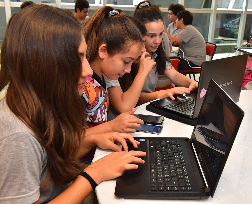 Talleres para niños, niñas y adolescentes en Godoy Cruz