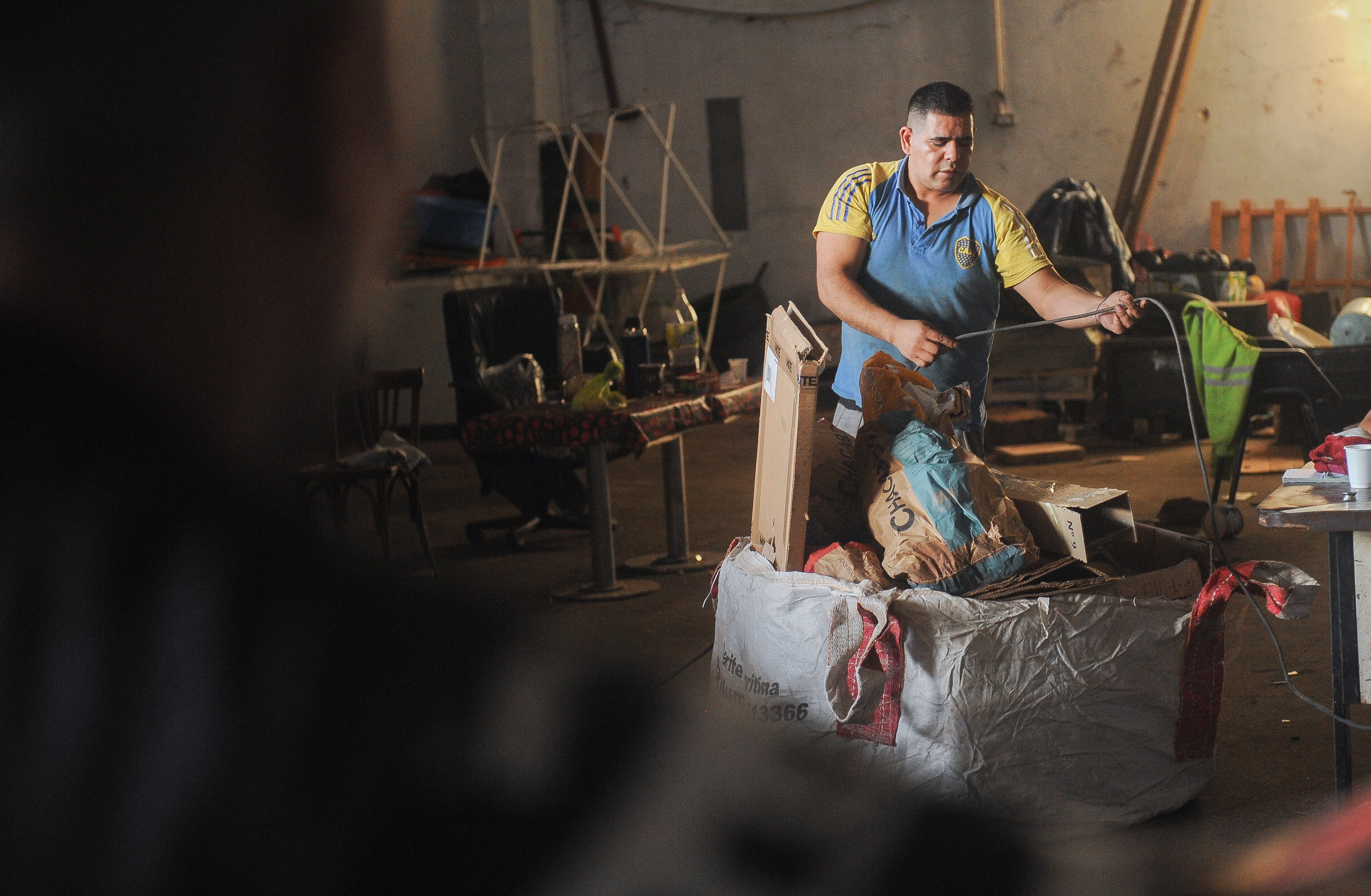 Pobreza Argentina
Venta de Carton 
Cartoneros de Barrio Once Recicladores
Foto Federico Lopez Claro