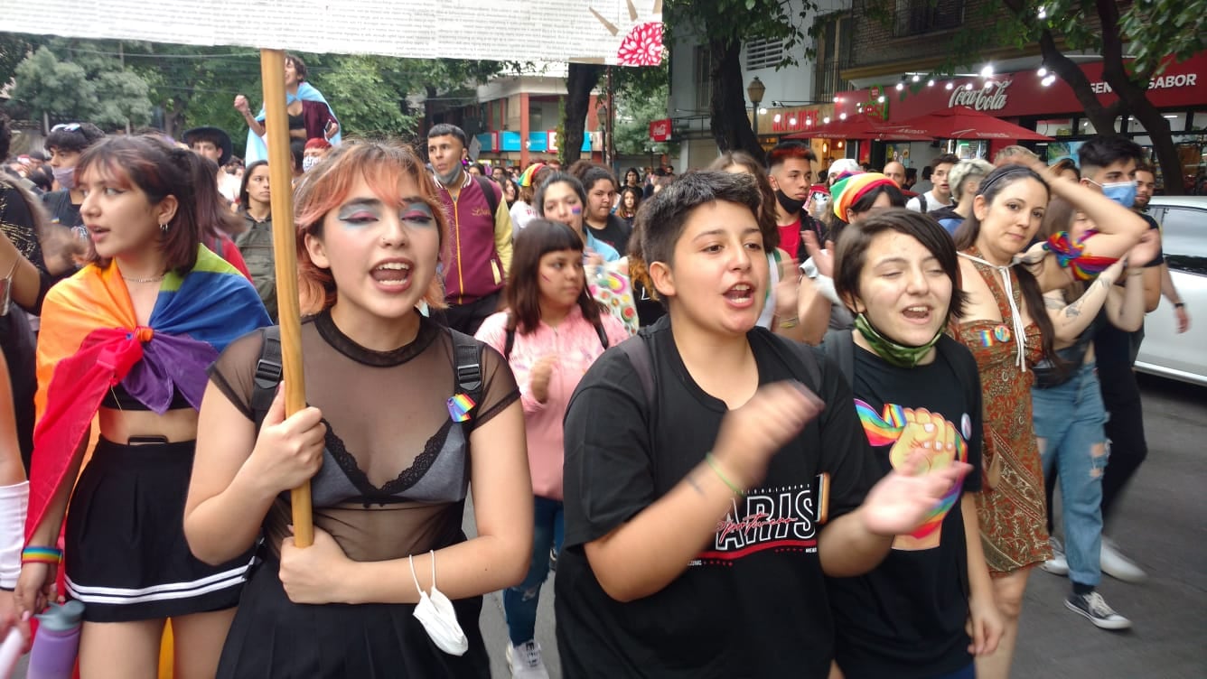 Nueva marcha del orgullo LGBTQI+ en Mendoza. Foto: José Gutiérrez / Los Andes