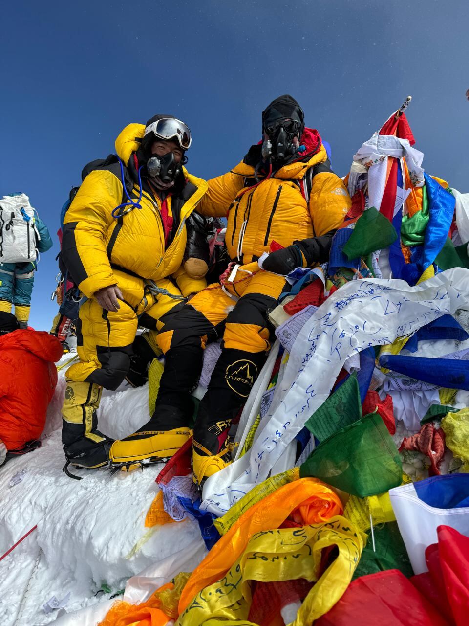 Se salvó de morir en los Andes al bajar a tiempo y es el argentino más viejo en hacer cumbre en el Everest. Foto: Gentileza Pablo Buchbinder