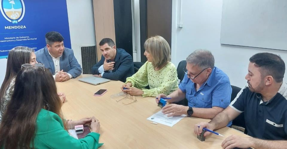 El sindicato de la salud firmó el acuerdo salarial para el último trimestre del año. Foto: Ampros.