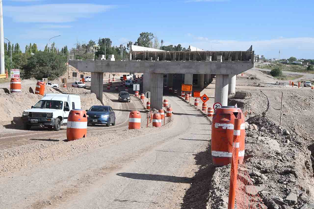 Segunda etapa de obras en la Ruta Panamericana en el puente de calle Pueyrredón de Chacras de Coria en Luján de Cuyo
Foto: José Gutierrez / Los Andes