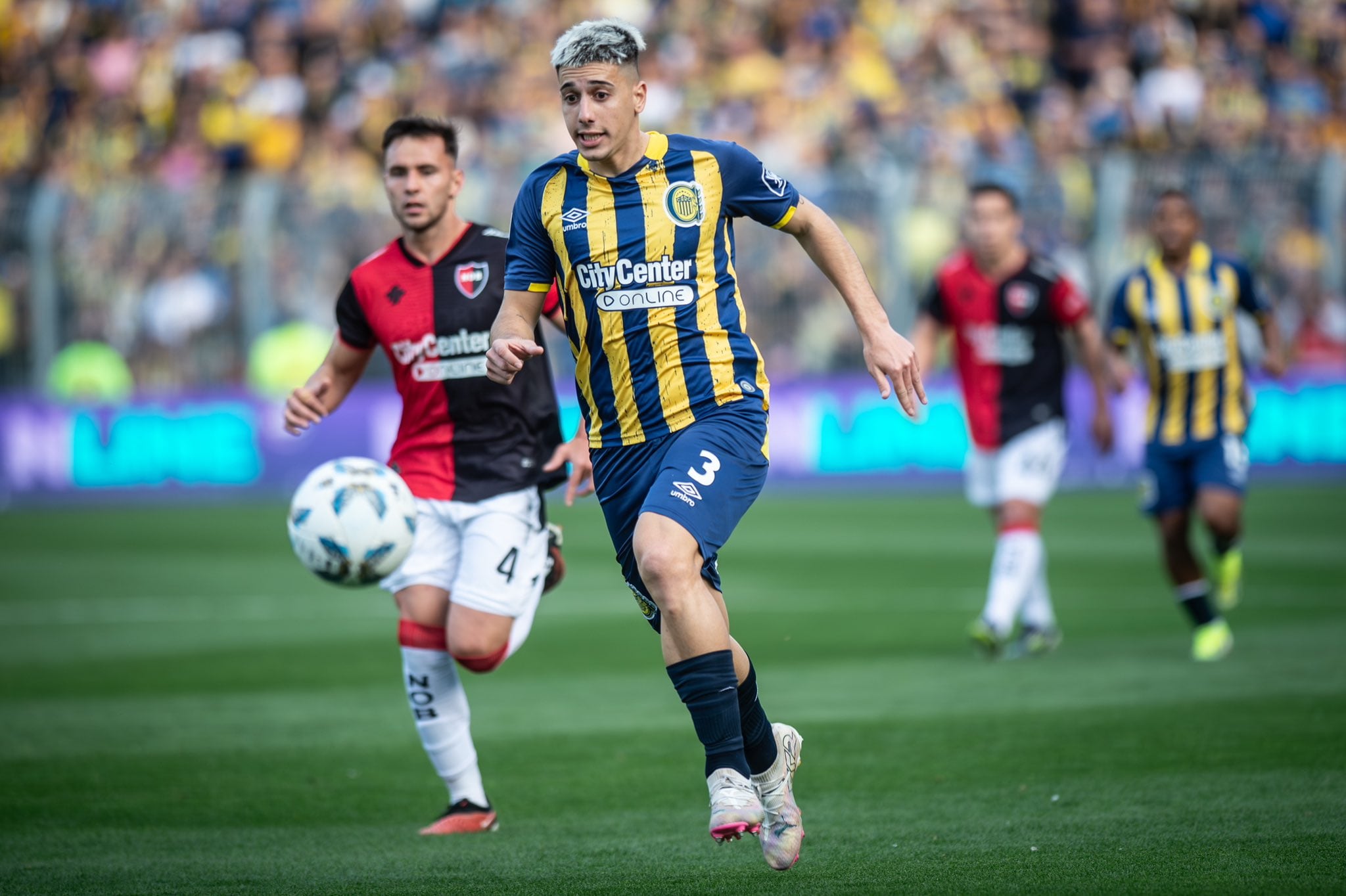 Rosario Central recibió a Newell’s Old Boys en la fecha 10 de la Liga Profesional 2024.