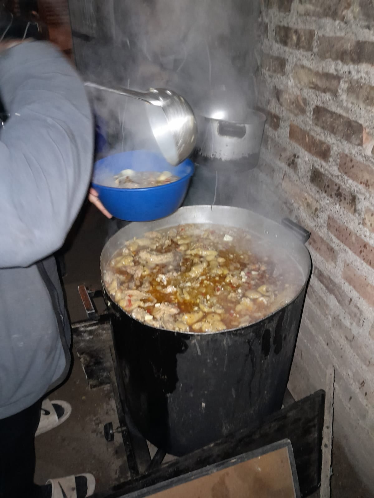 Un comedor tuvo que suspender su festejo de fin de año por falta de ayuda y sueñan con un milagro de Navidad. Foto: Gentileza Comedor Niño de Dios