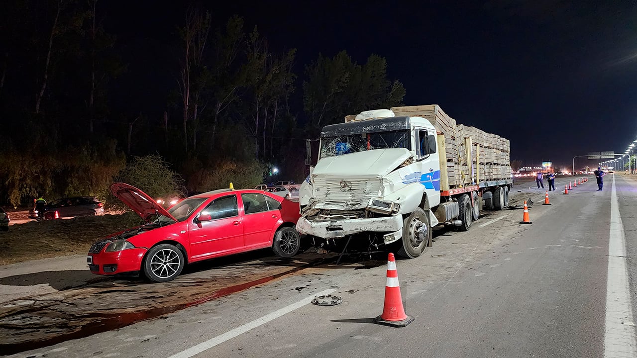 Violento choque en Luján de Cuyo. Foto: Los Andes