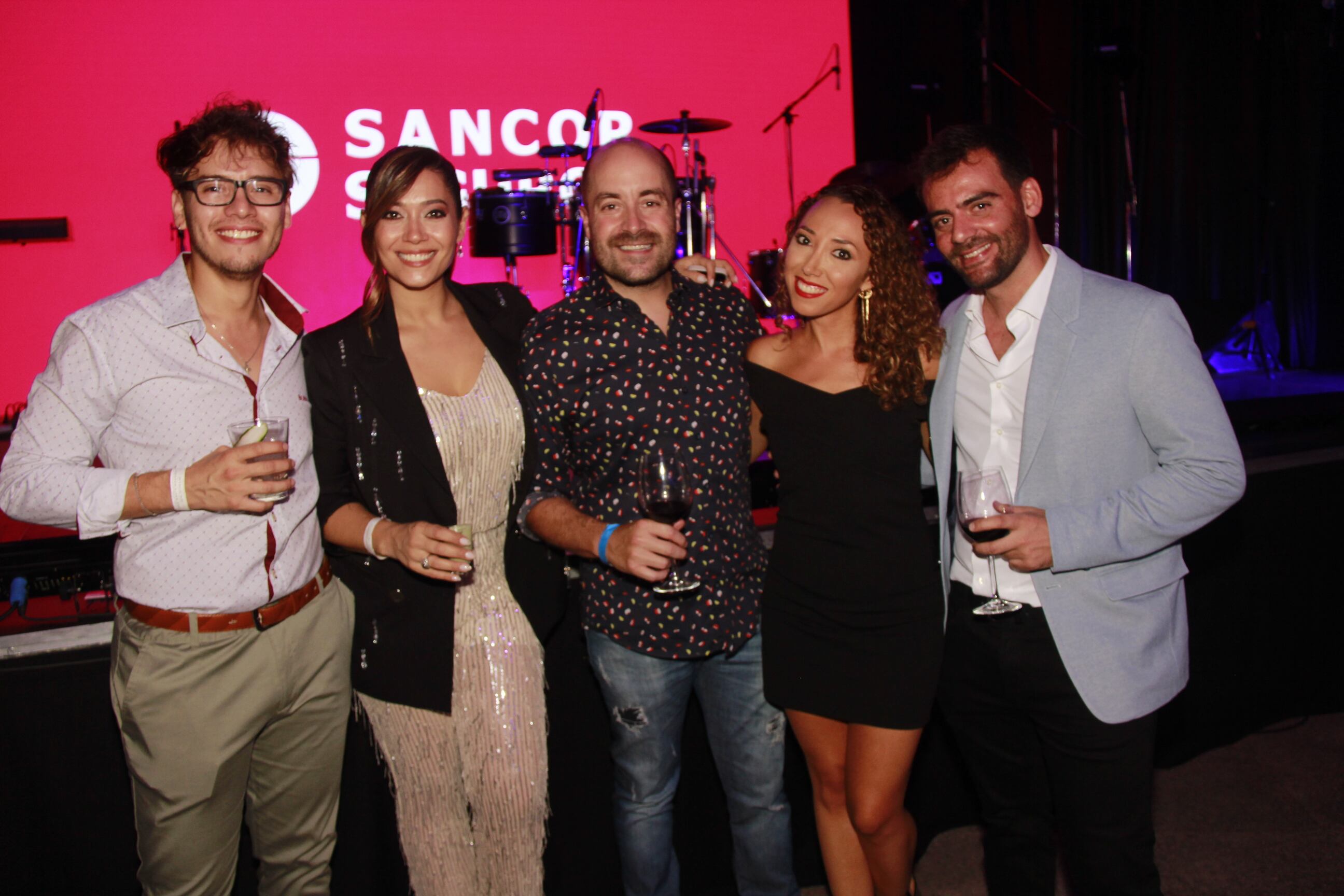 Franco Moreno, Gisela Campos, Flavio Eglez, Sofía Fernández y Fernando Juri. 