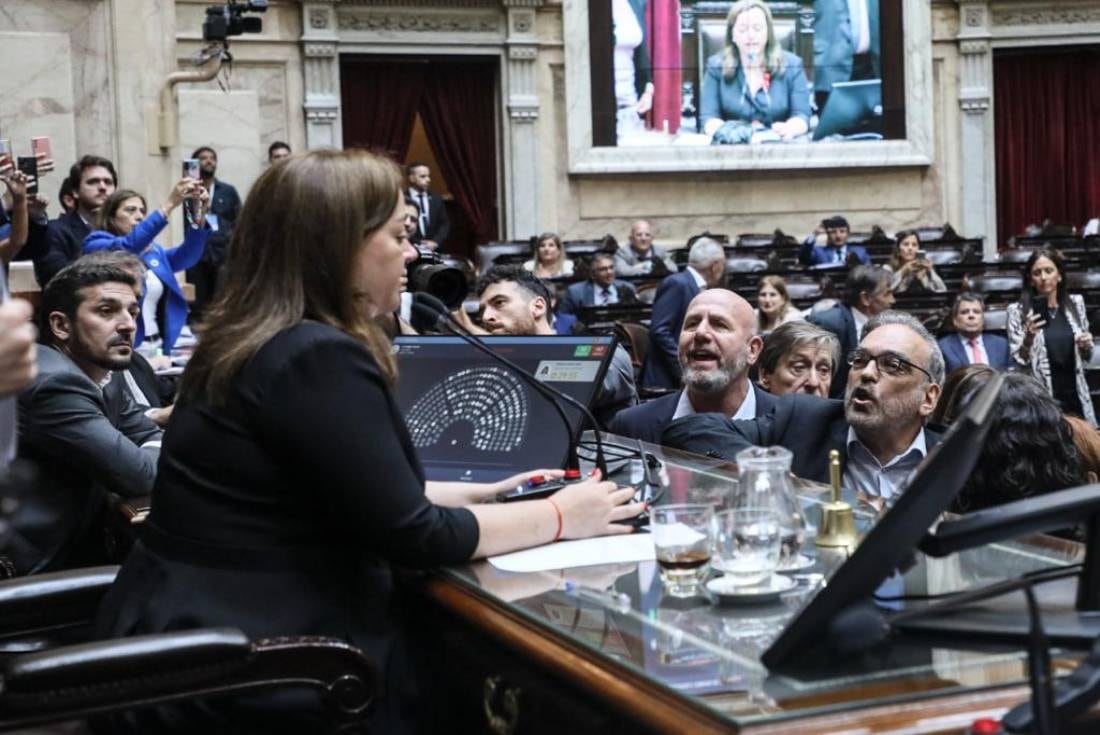 Sesión picante en diputados. 