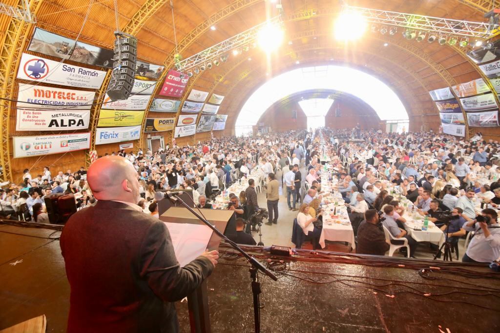 Unos 1.800 comensales en el almuerzo de la Fiesta de la Ganadería.