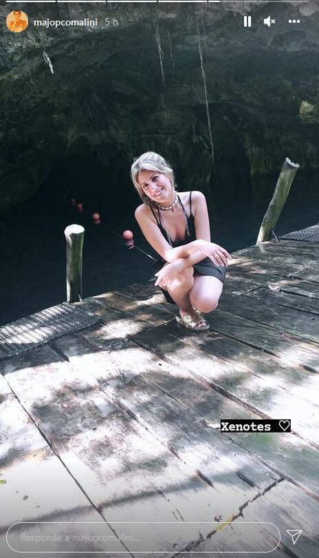 Majo Pérez Comalini en un cenote. Historia de Instagram.