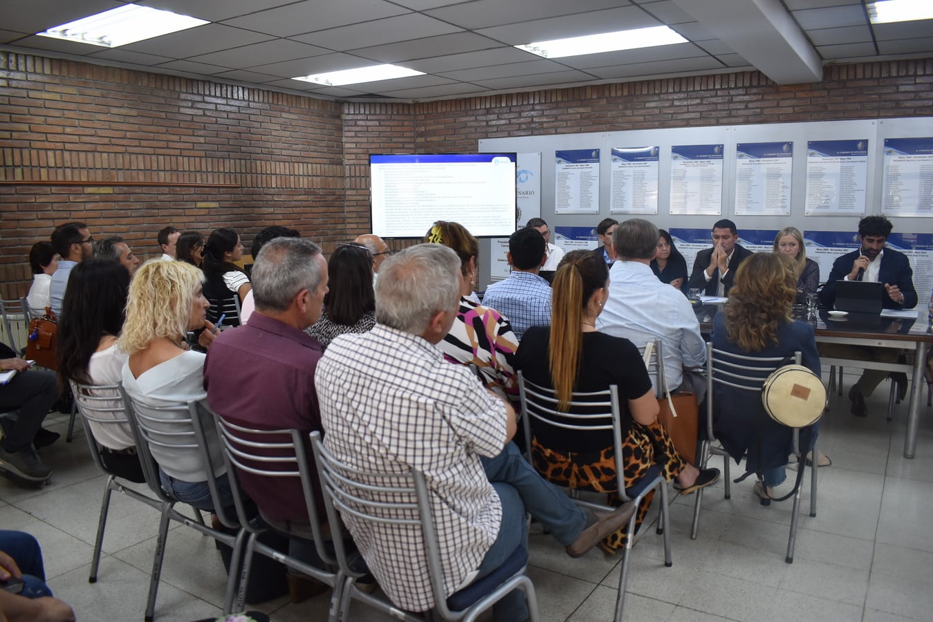 El ministerio de Gobierno, Infraestructura y Desarrollo Territorial dio detalles sobre qué inversiones hará el año próximo. Foto: Prensa Cámara de Diputados.