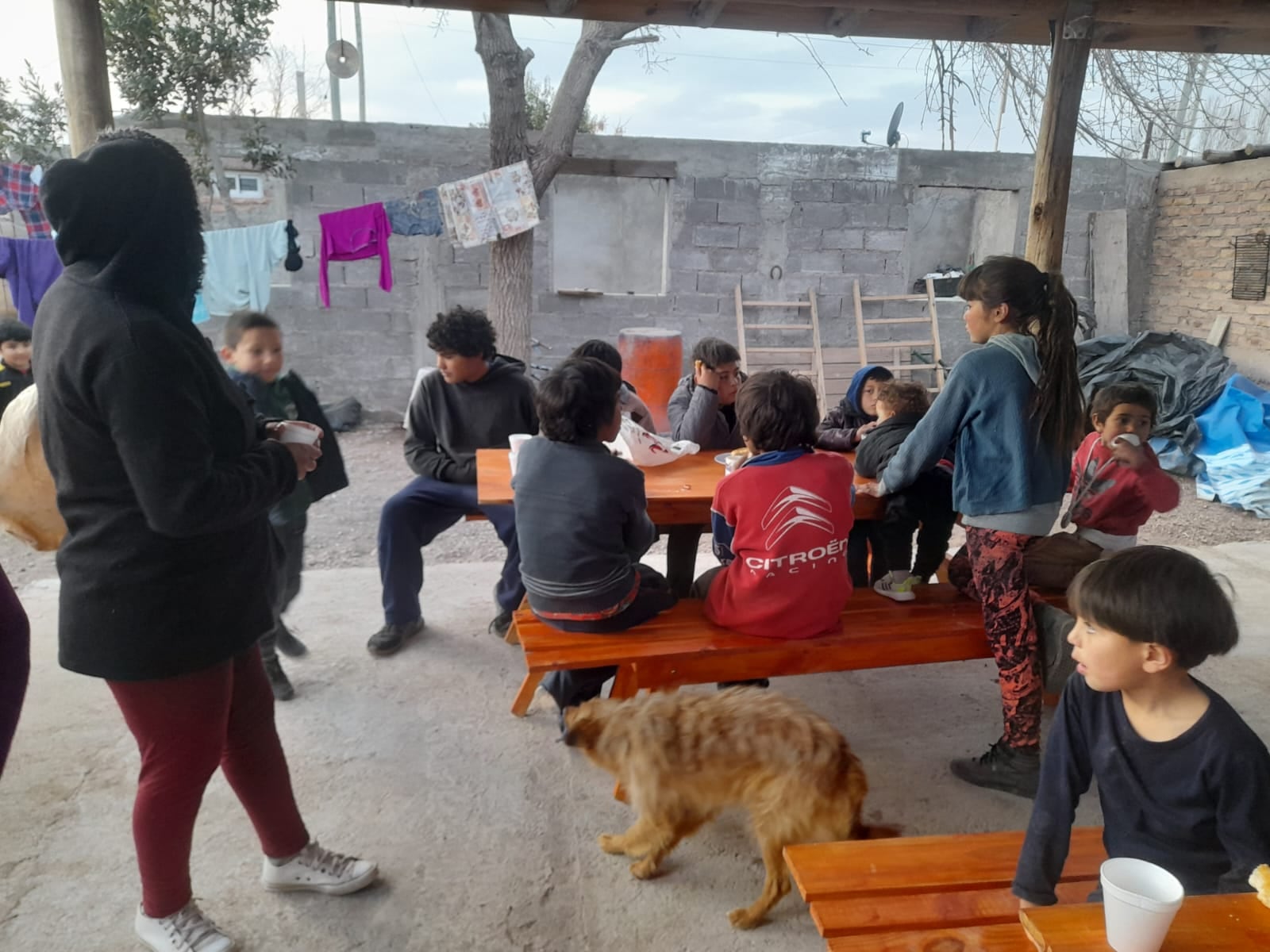 Dar es dar: su hija murió hace 11 años y abrió un comedor con su nombre para brindar toda la ayuda que a ellas les faltó. Foto: Gentileza Cecilia Giménez