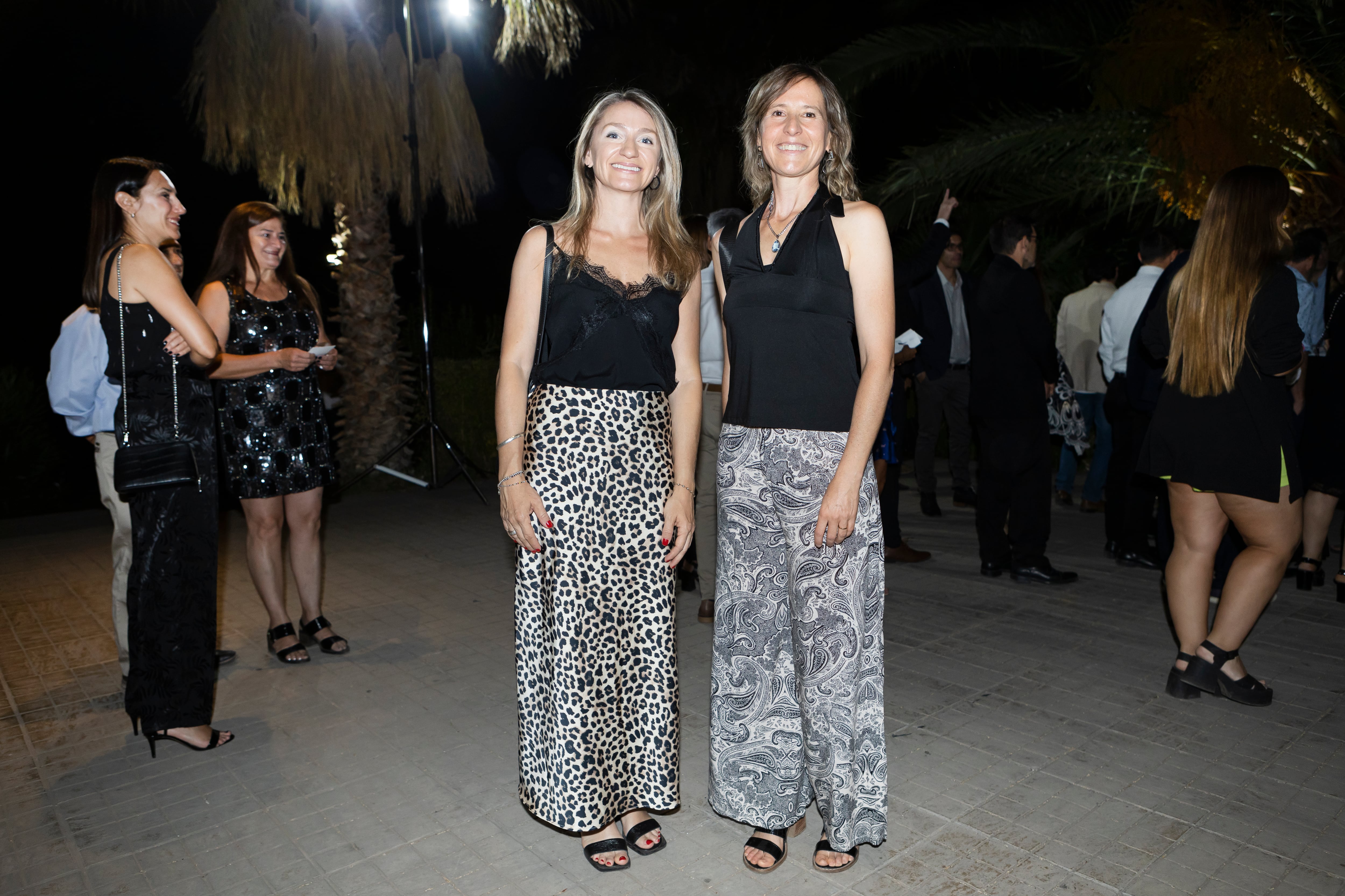 Josefina Silvano y la periodista Diana Chiani.