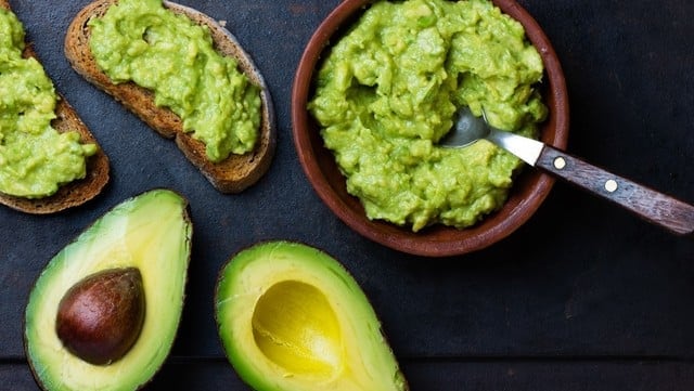 Cómo hacer Avocado Toast en el Día Internacional de la Palta