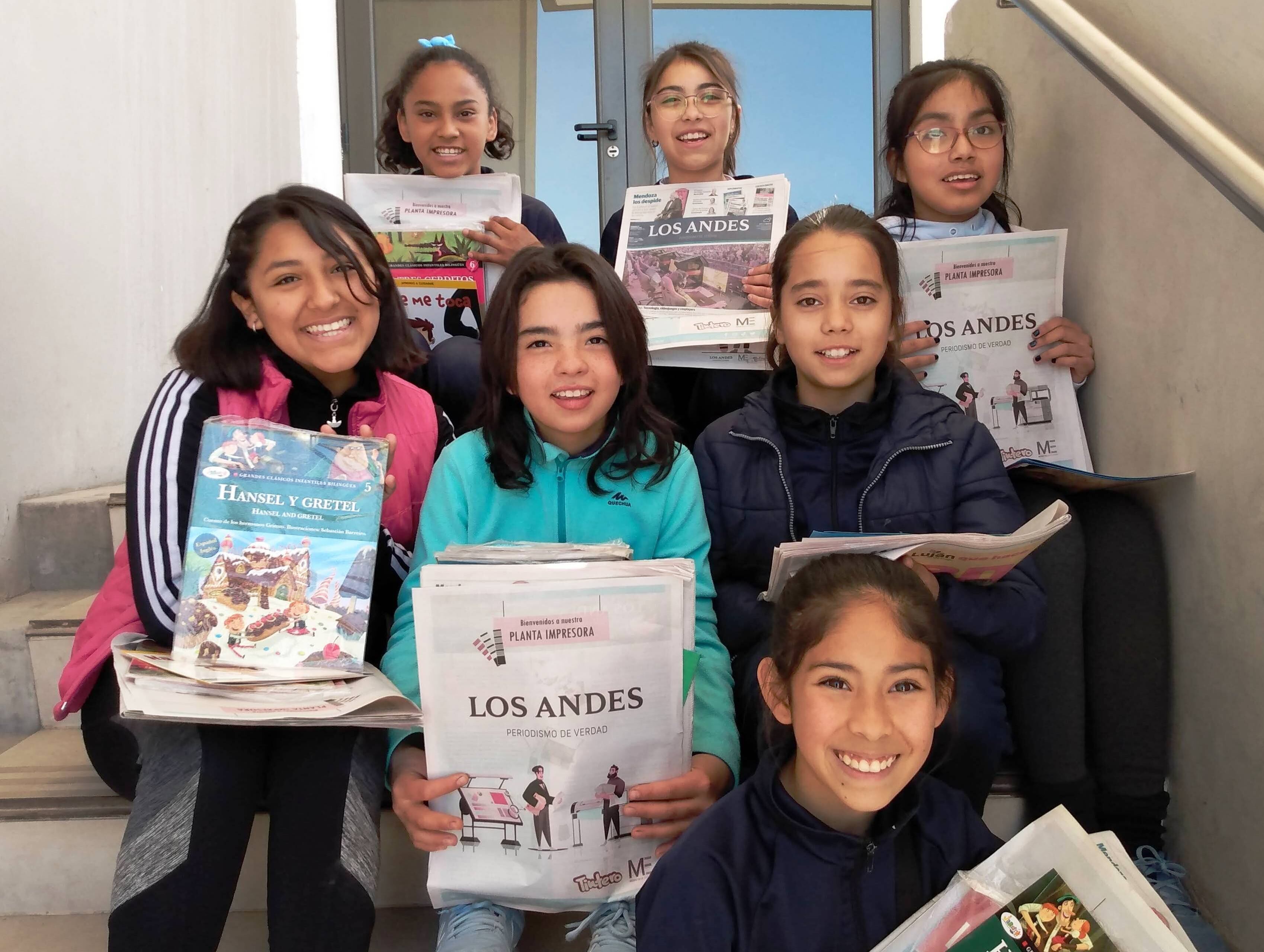 Estefanía, Priscila, Camila. Oriana, Luz, Yasmin y Milena.

