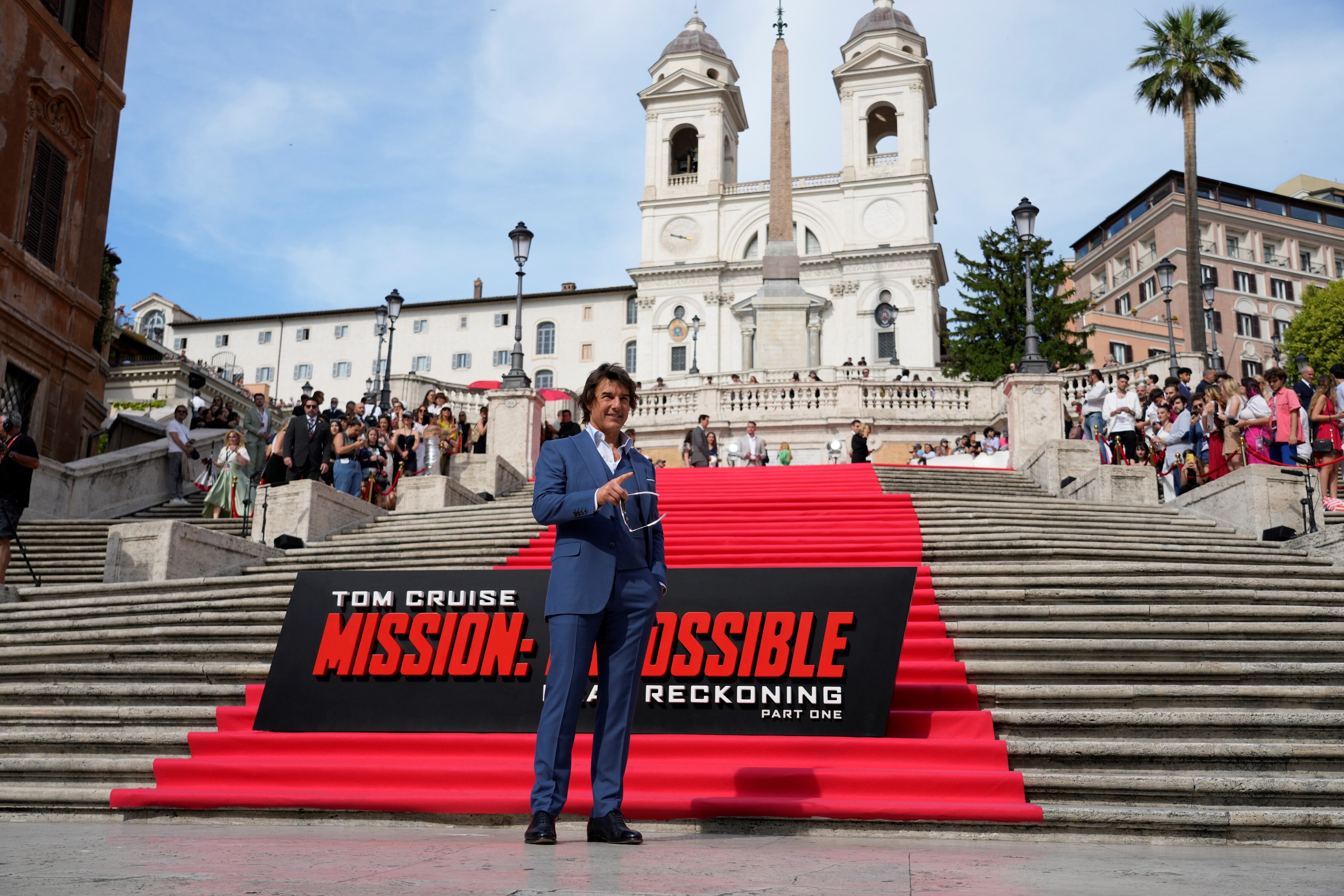 Tom Cruise en Roma, promocionando "Misión Imposible 7". (AP)