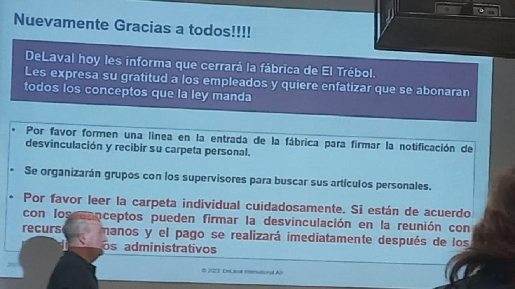 Los convocaron a una reunión matutina y con un PowerPoint les comunicaron que la empresa cerraba. Foto: TodoLechería. 