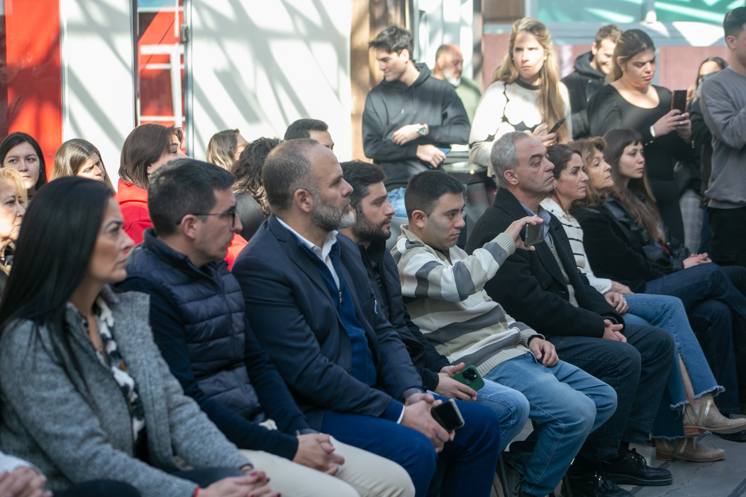 Ulpiano Suarez presentó un Hackathon para abordar las apuestas online en adolescentes