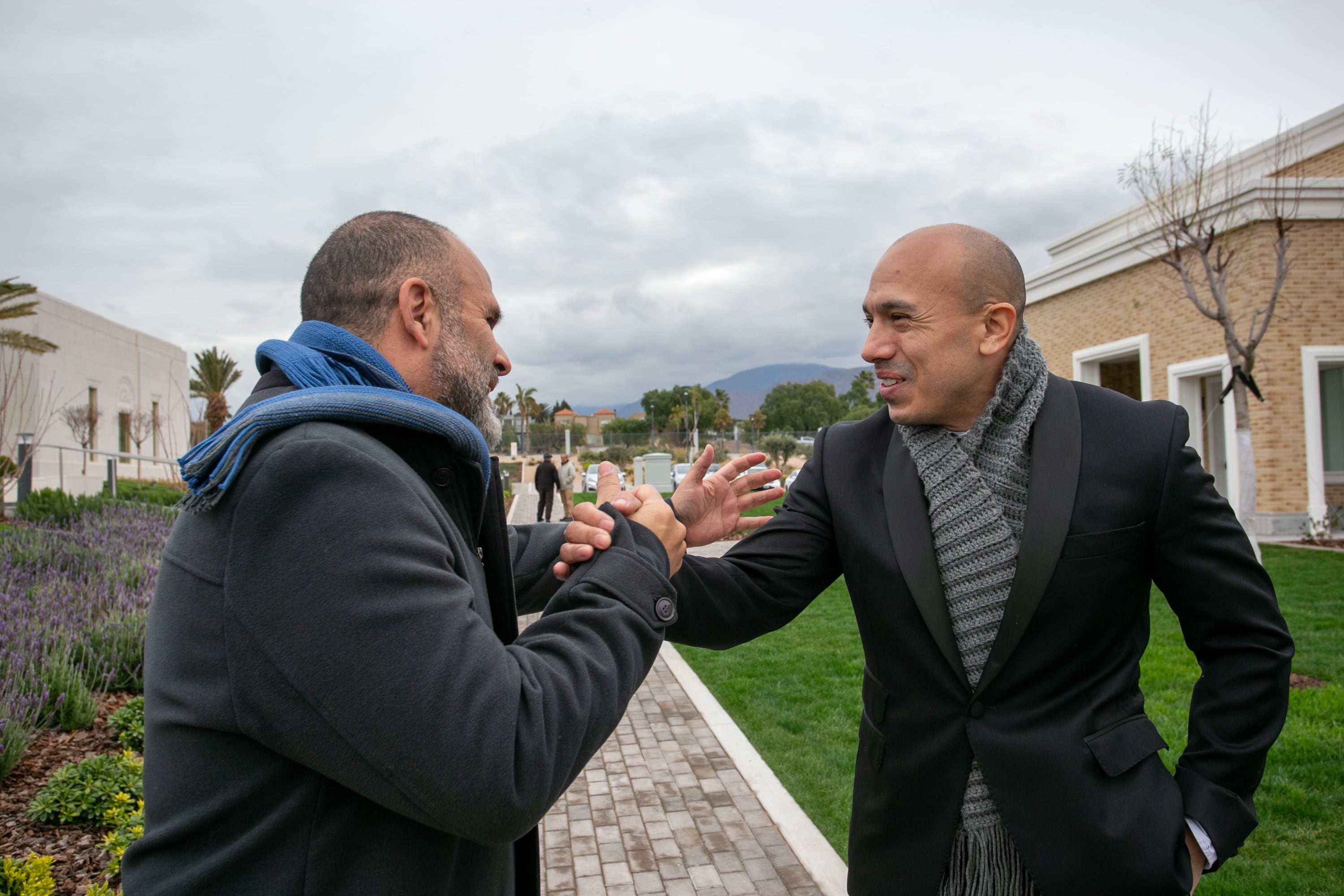 Ulpiano Suarez participó de la apertura del nuevo templo de la Iglesia de Jesucristo de los Santos de los Últimos Días