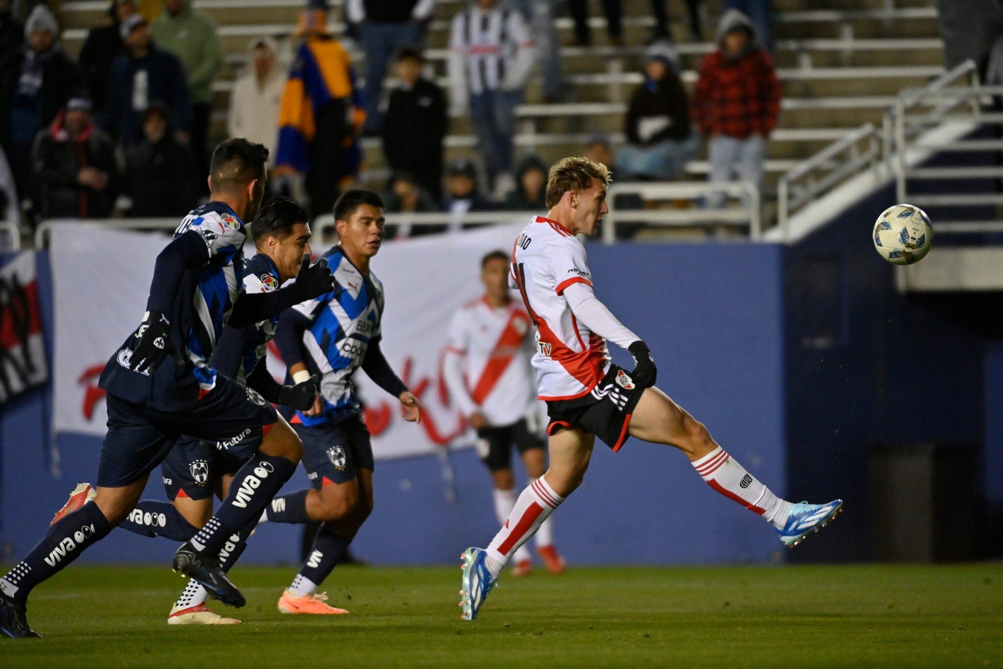 River empató 1-1 contra Monterrey