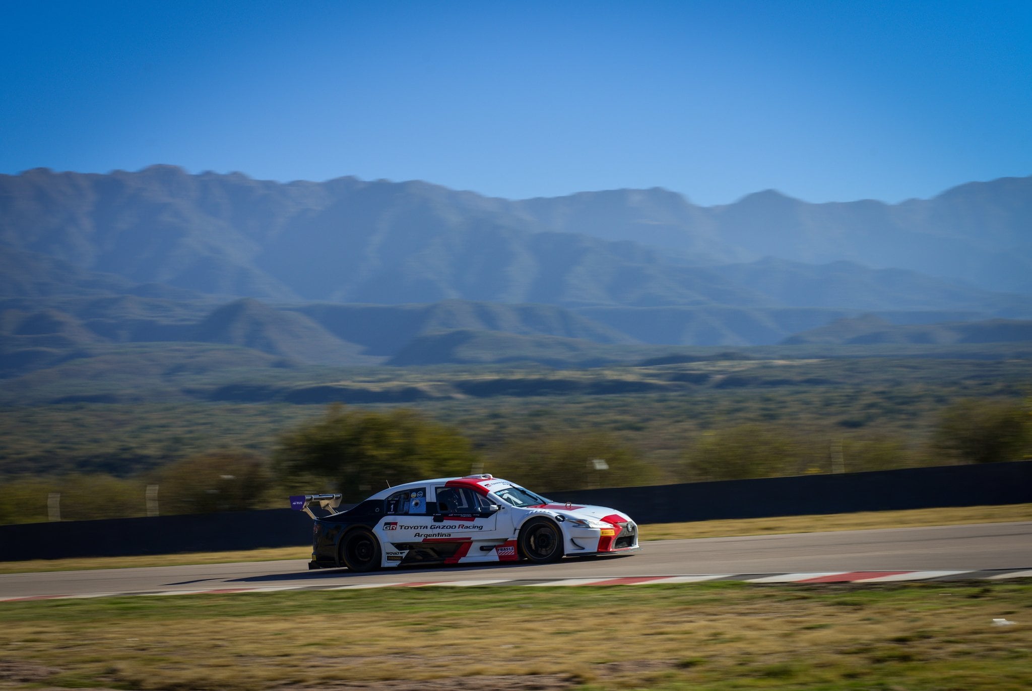 Diego Azar logró la pole position en La Rioja