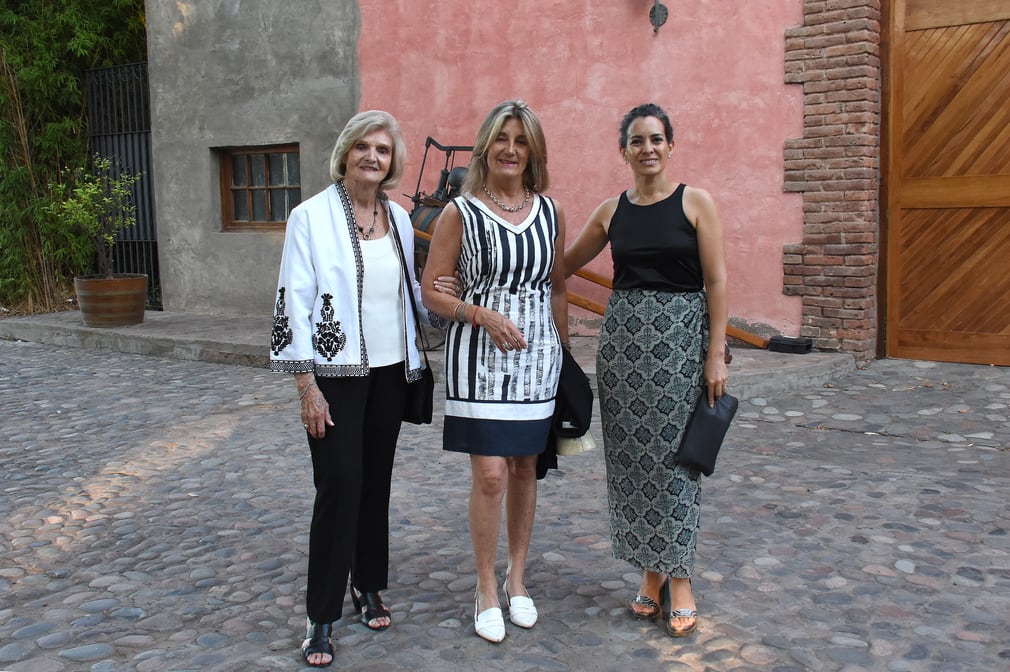 Memah Yanzón, Claudia Yanzón y Fernanda Canal. 