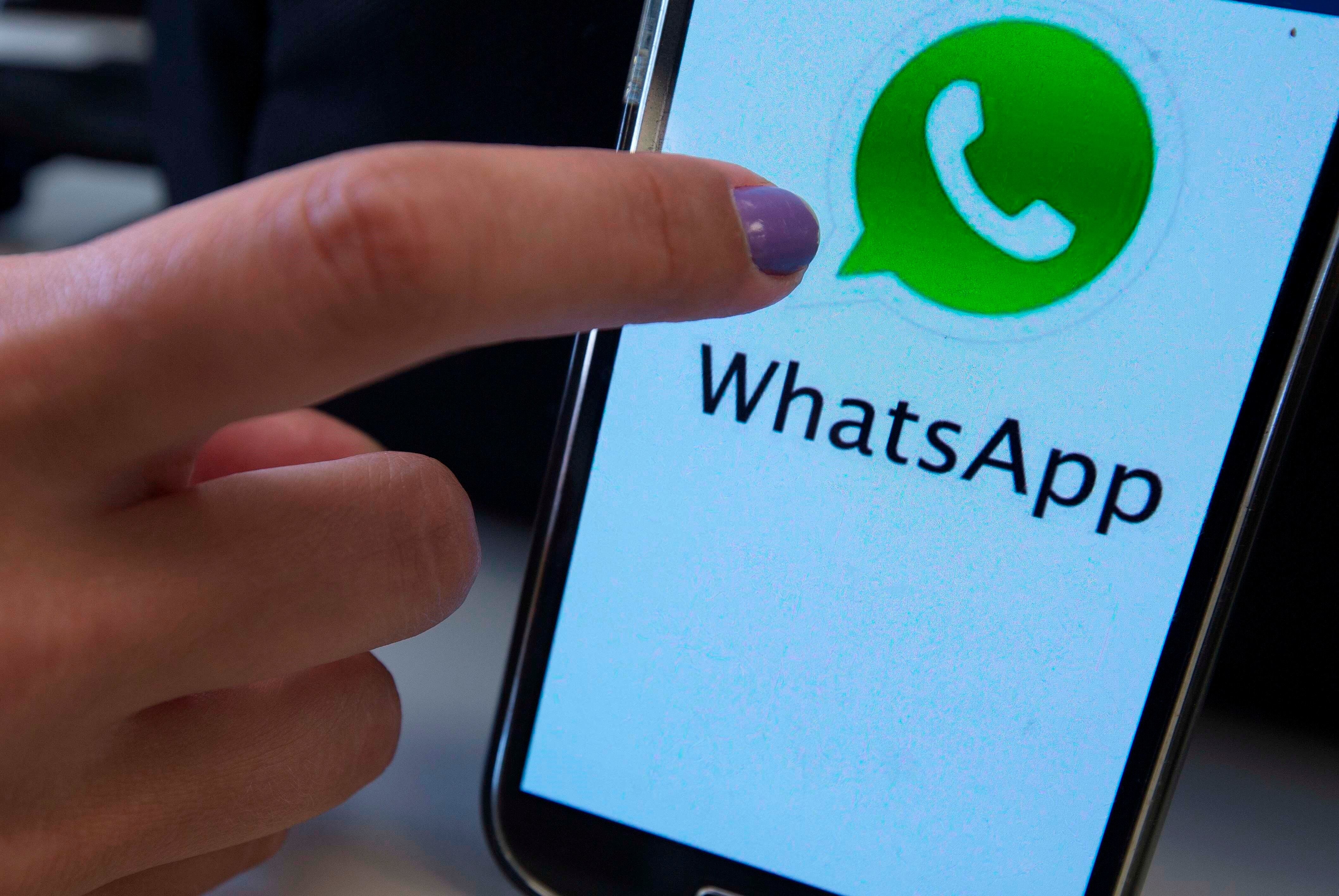 WhatsApp se convirtió en una de las aplicaciones de mensajería más descargadas.