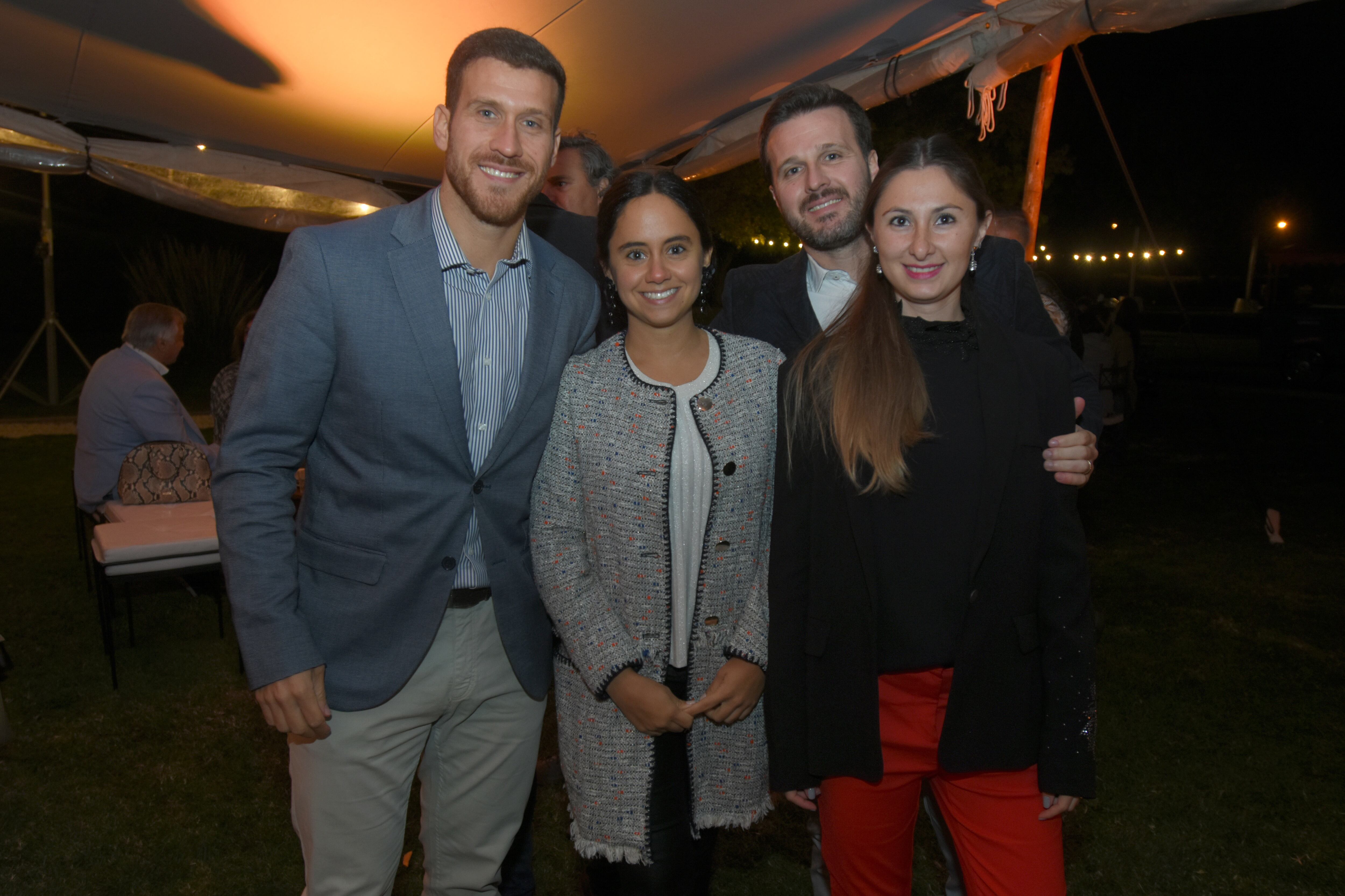 Lujan de Cuyo,27 de Marzo de 2021 Sociales

XXIII  Gala de premios y distinciones del Club Gourmet Mendoza en Bodega Chandon
En la foto: Vicente Malizia, Valentina Berardi, Agustin Hilger y Enzo Malizia
Foto: Nicolás Rios / Los Andes