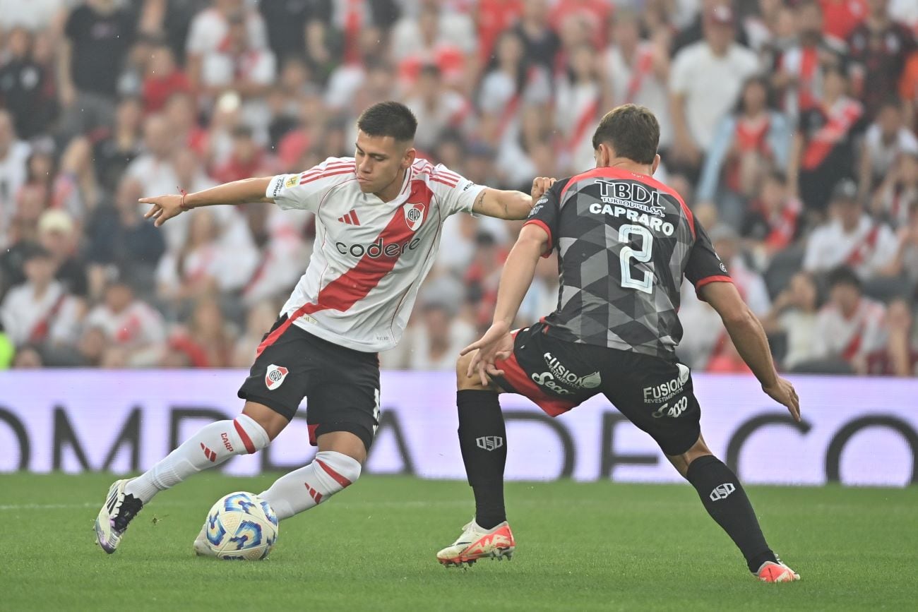 Marcelo Gallardo se quejó por el poco tiempo adicionado vs Barracas (Prensa River)