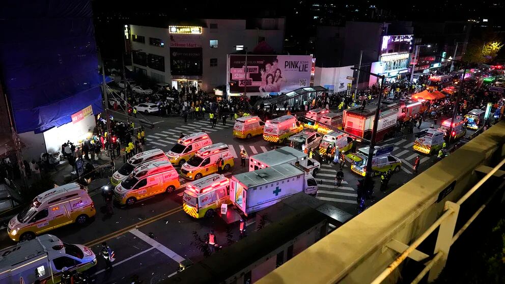 Al menos 59 muertos y más de 150 heridos tras una estampida durante las celebraciones de Halloween en Seúl. / Foto: Gentileza