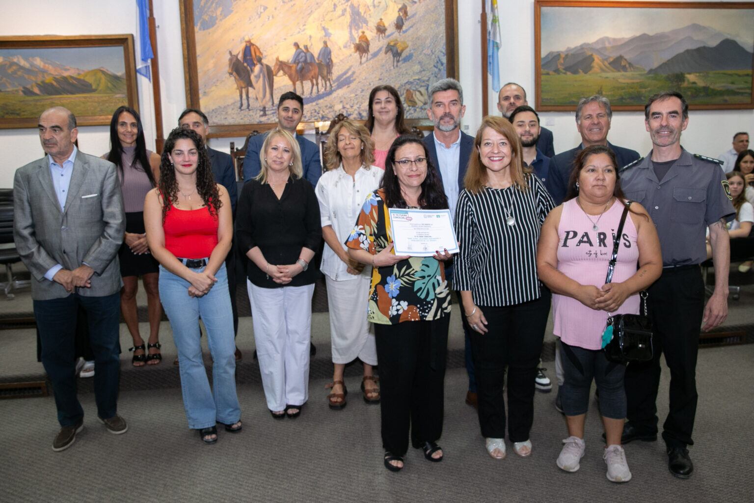 El intendente Ulpiano Suarez participó de la premiación a los ganadores del concurso municipal “Si yo fuera concejal”