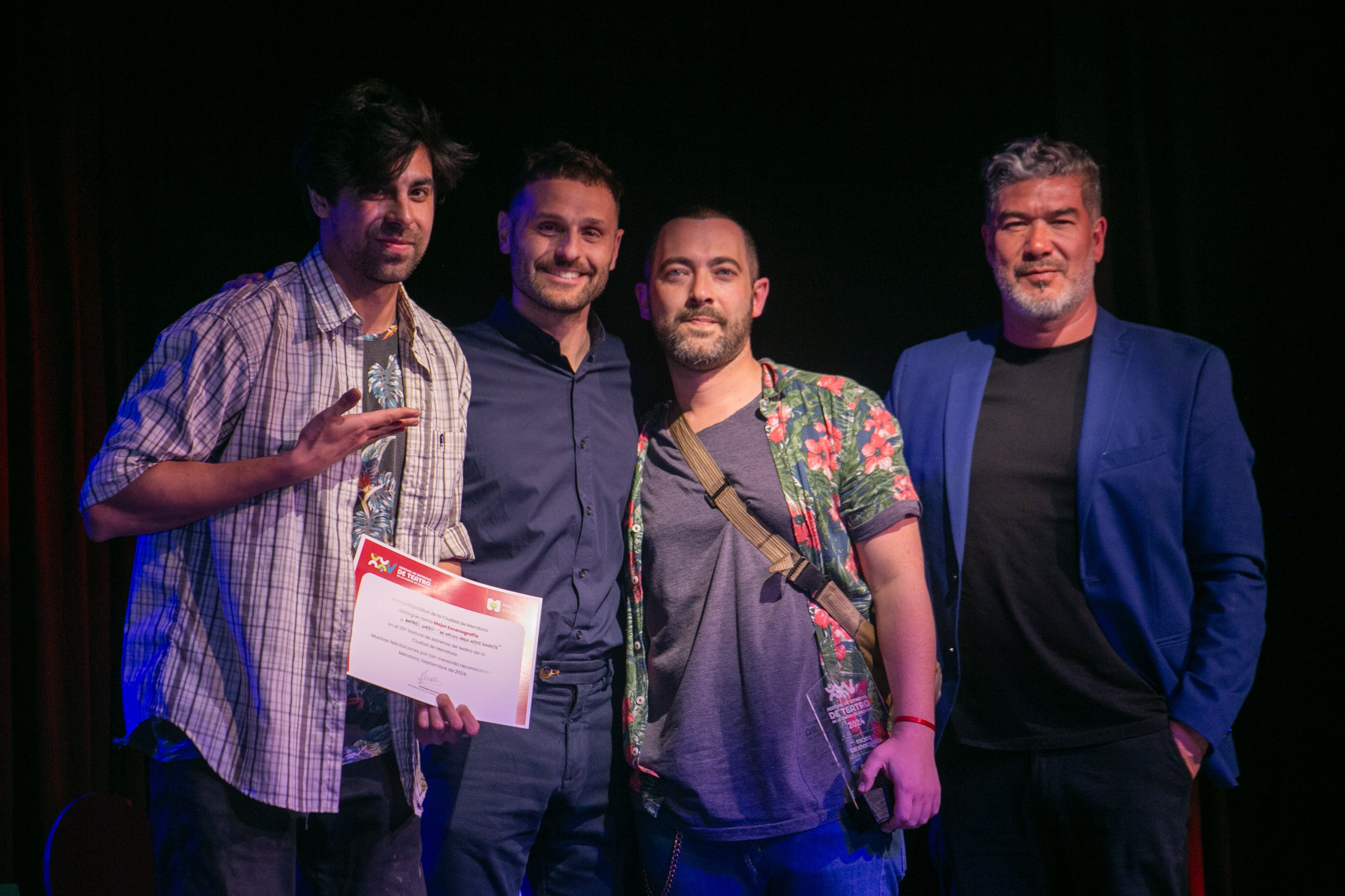 Lo mejor del teatro mendocino fue premiado en el teatro Quintanilla