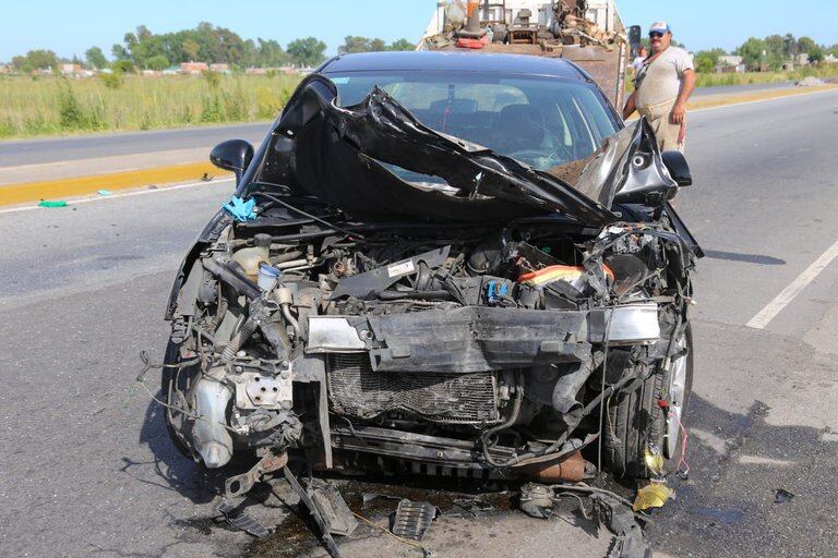 Así quedó el Citroen C4, quien fue el tercer y último involucrado en el accidente.