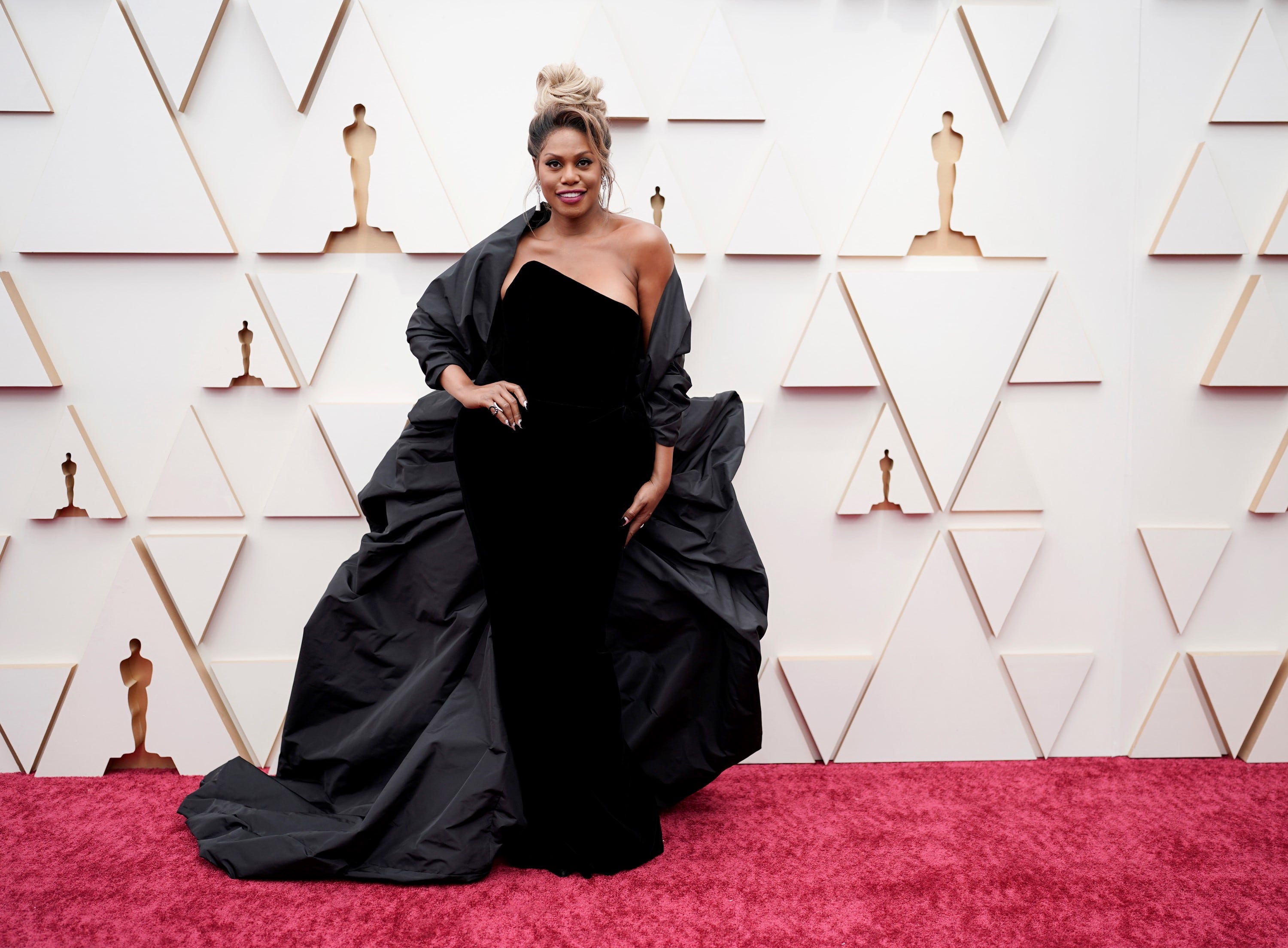 Laverne Cox en la alfombra roja. (AP)