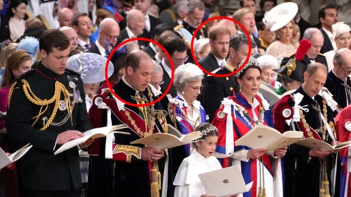 William en la primera fila y Harry en la tercera. Foto: Infobae