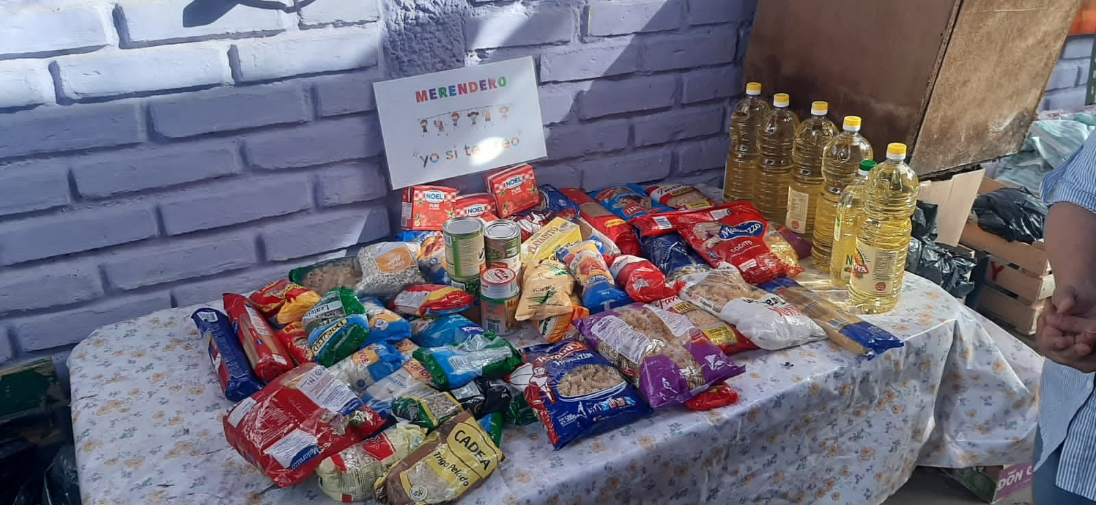 Entrega de alimentos en la Ciudad de Mendoza. Foto: Prensa Ciudad de Mendoza