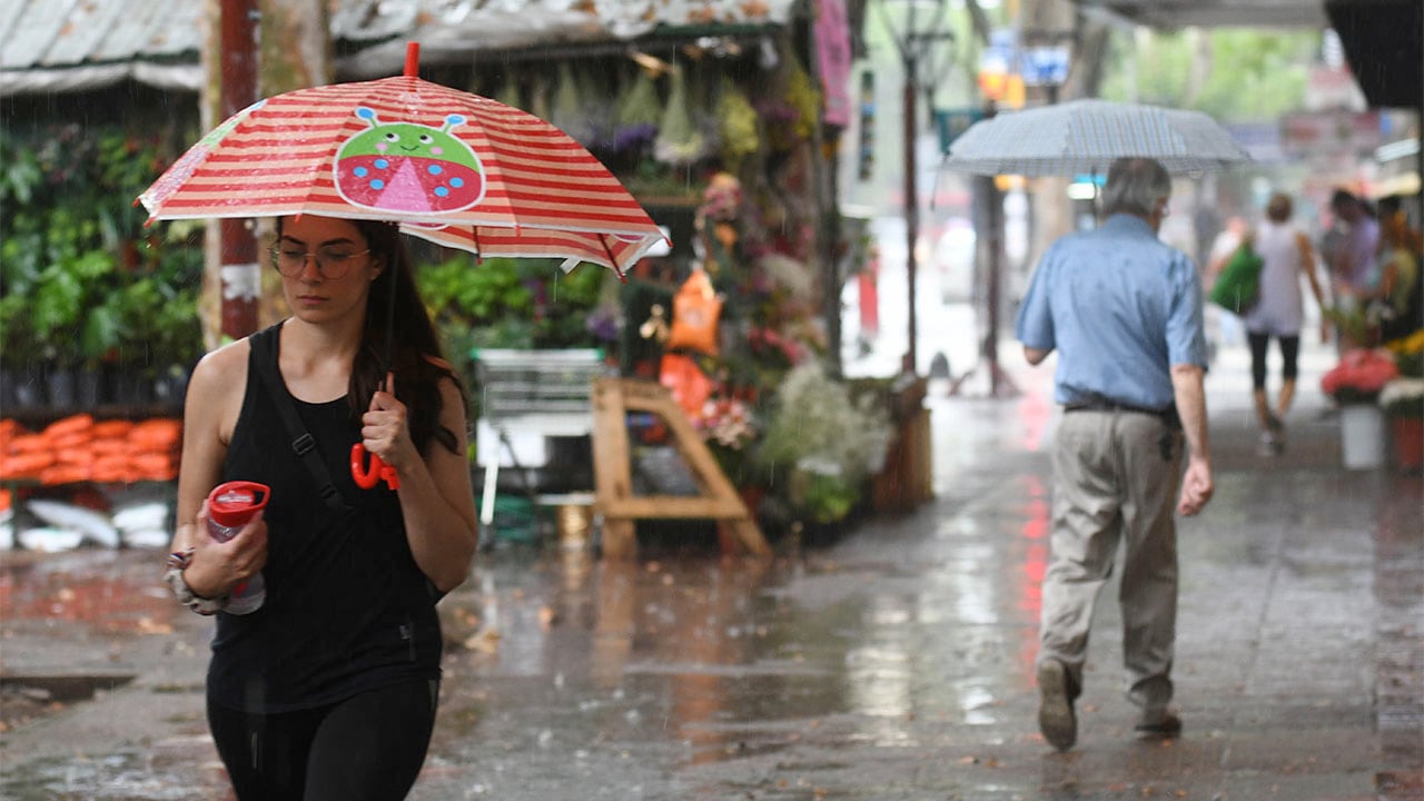 El tiempo en Mendoza: este viernes baja un poco la temperatura, pero el fin de semana será agobiante. Foto José Gutiérrez / Los Andes.