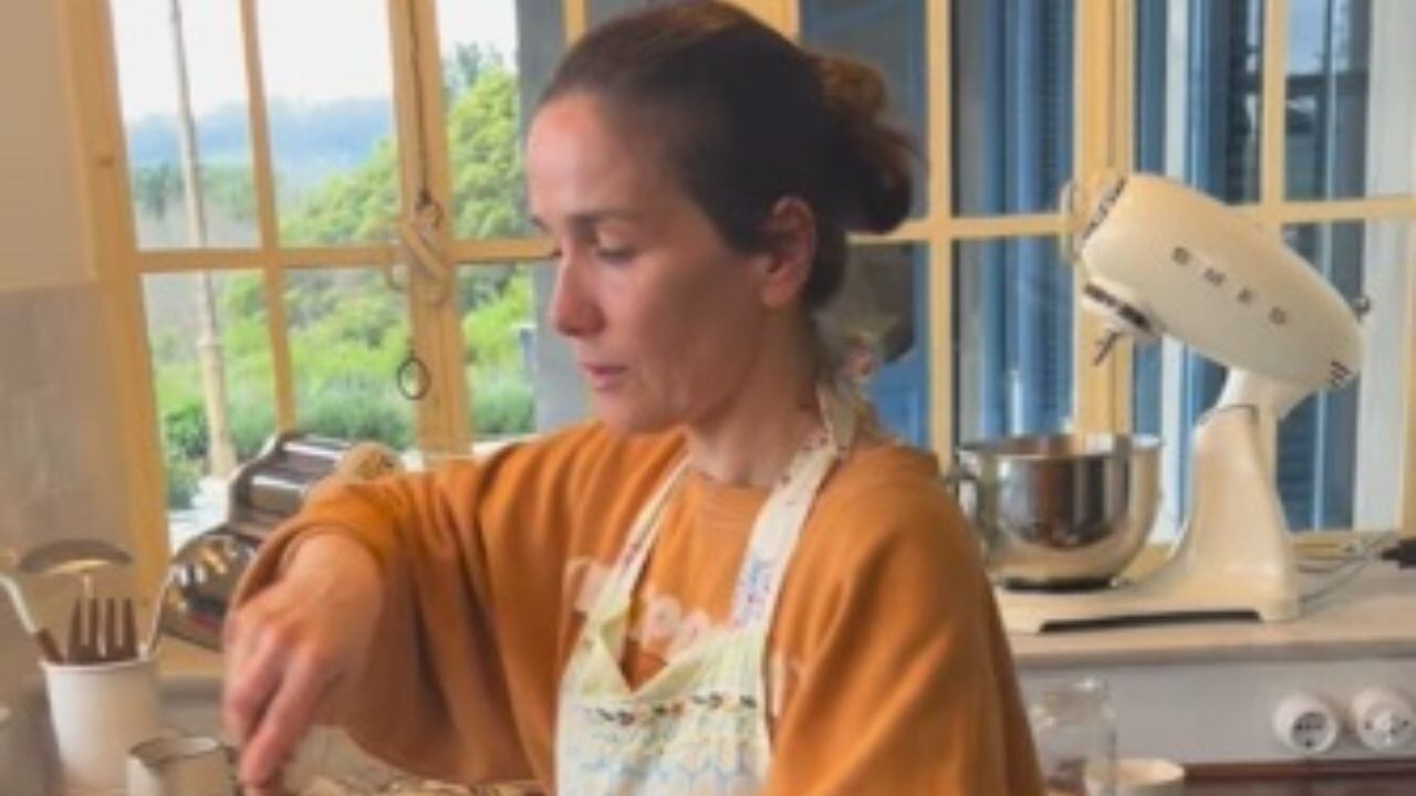 Natalia Oreiro en su cocina.