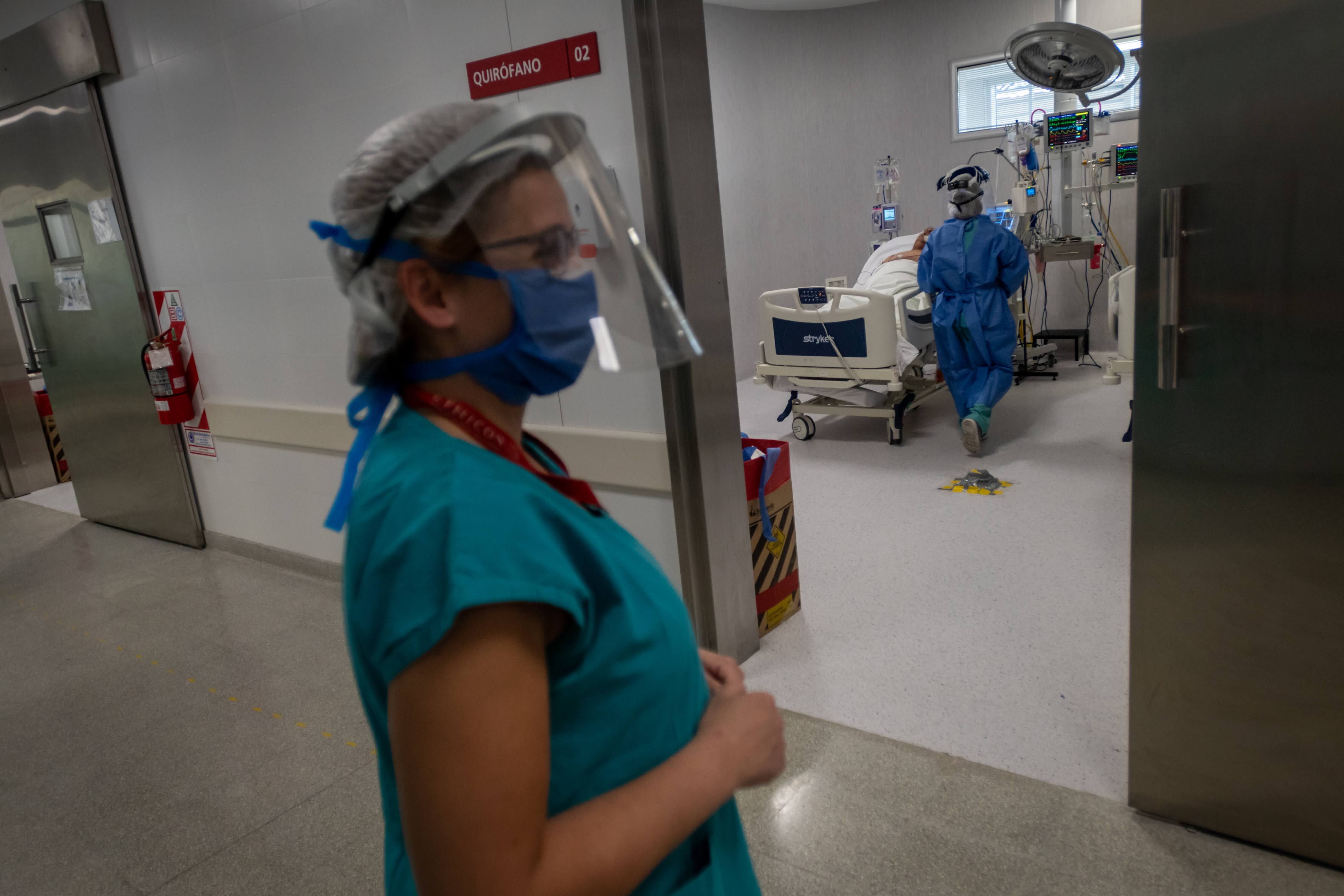 Septiembre. Los quirófanos de la nueva guardia del Hospital Central fueron acondicionados para Guardia Covid y terapia intensiva con respirador para pacientes críticos.